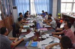 高安中学党员教师示范课评课集锦