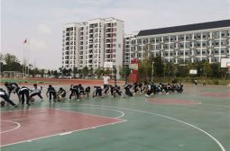 我校鄢剑波老师荣获宜春市高中体育优质课比赛一等奖