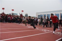 高安中学第51届田径运动会之教师接力赛