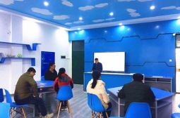 “守育人初心，做合格教师”主题学习