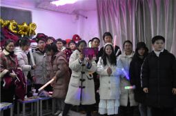 高安中学师生喜迎2021年新年晚会侧记（四）