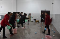 我校积极组织女教师开展庆祝&ldquo;三八&rdquo;妇女节活动