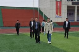 市教体局检查我校大课间活动开展情况