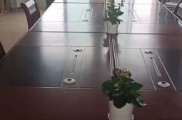 周三下午的亮化工程
