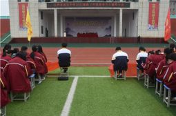 高安中学召开百日誓师大会吹响高考冲锋号(一）