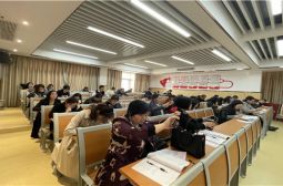 正是扬帆搏浪时，奋楫逐浪天地宽&mdash;&mdash;高安中学语文组青年教师汇报课比赛（四）