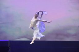 我校圆满举办2022届高三学生毕业文艺汇演(一)