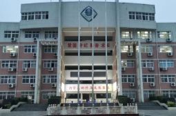 主动担当全力而为——总务处精心做好全校核酸检测电力保障工作