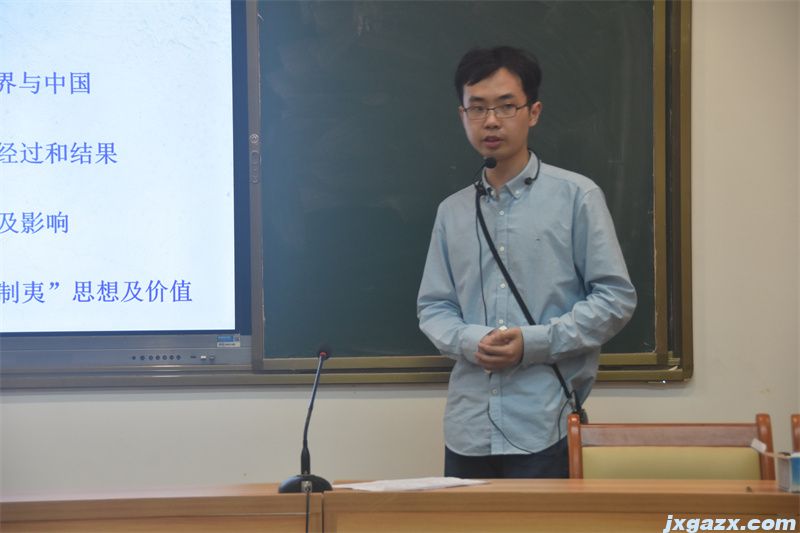 14邹迎.jpg