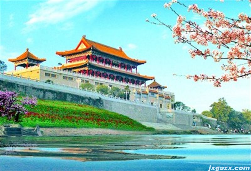 江西高安大观楼。苏辙曾登大观楼并留下诗句。李向阳摄