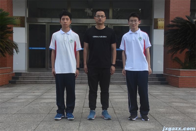 高安中学高一年级两名学生参加全国中学生生物学联赛创佳绩